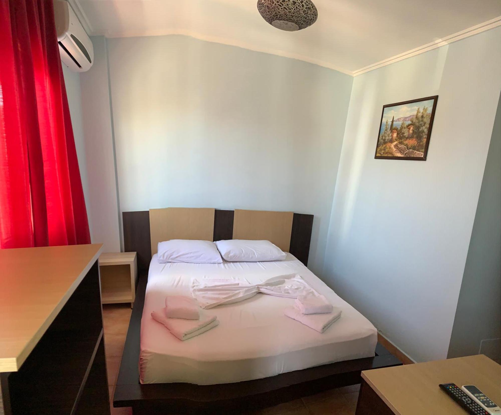 סרנדה Hotel Dodona מראה חיצוני תמונה