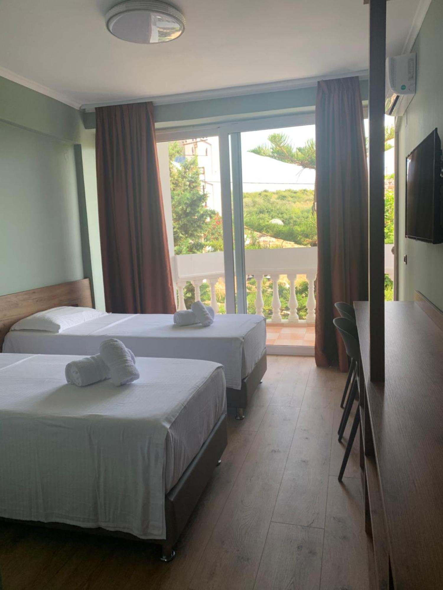 סרנדה Hotel Dodona מראה חיצוני תמונה