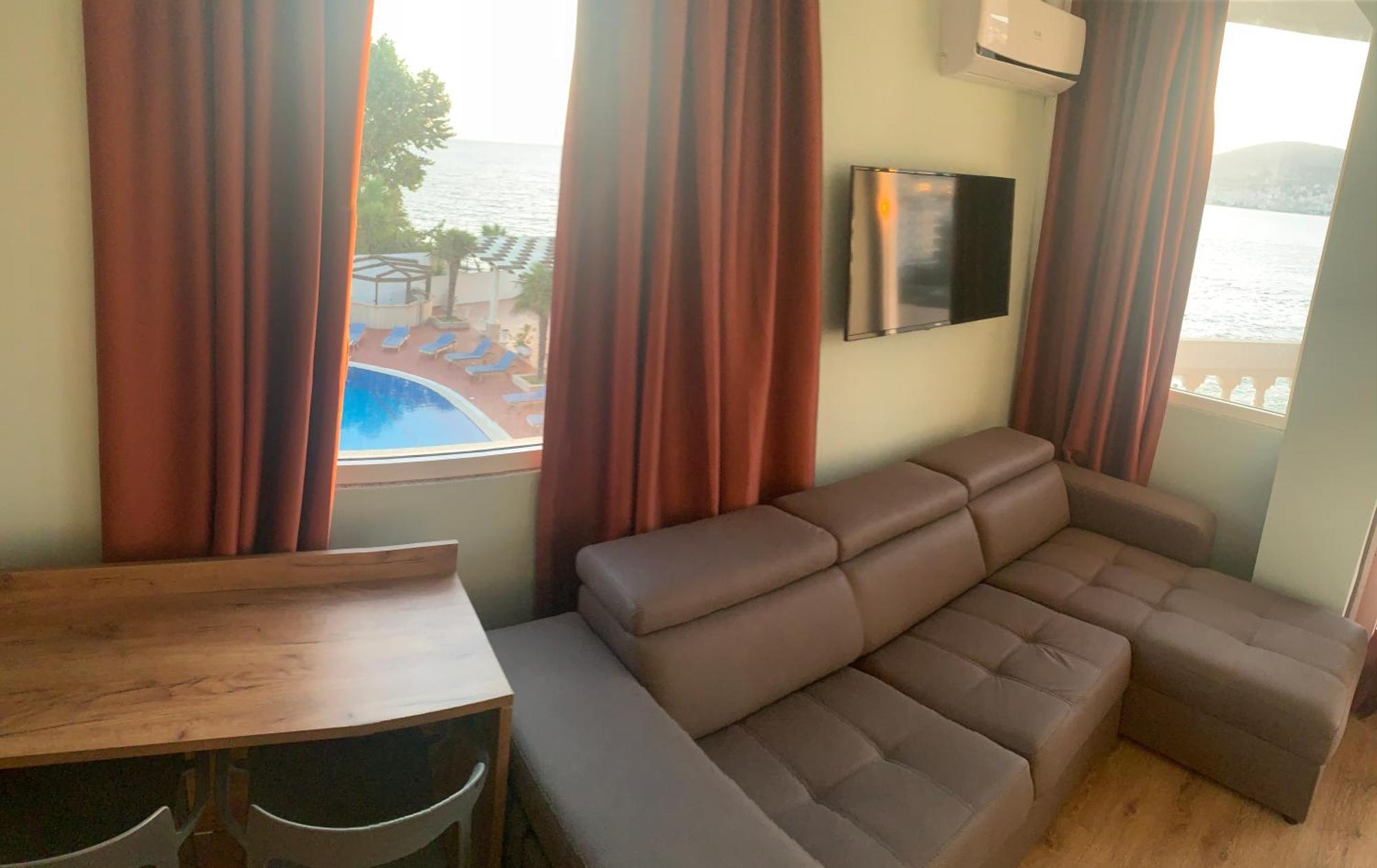 סרנדה Hotel Dodona מראה חיצוני תמונה