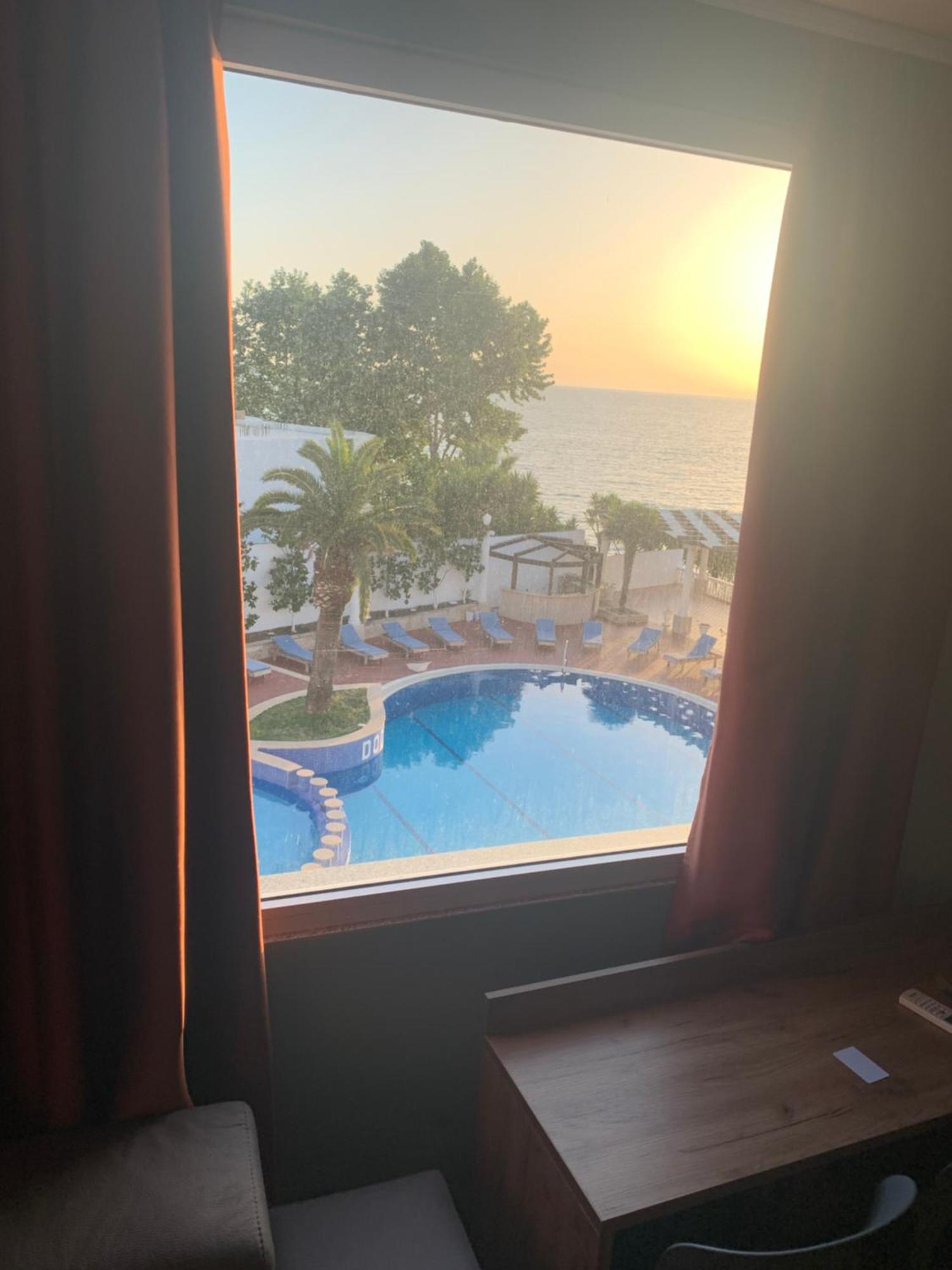 סרנדה Hotel Dodona מראה חיצוני תמונה