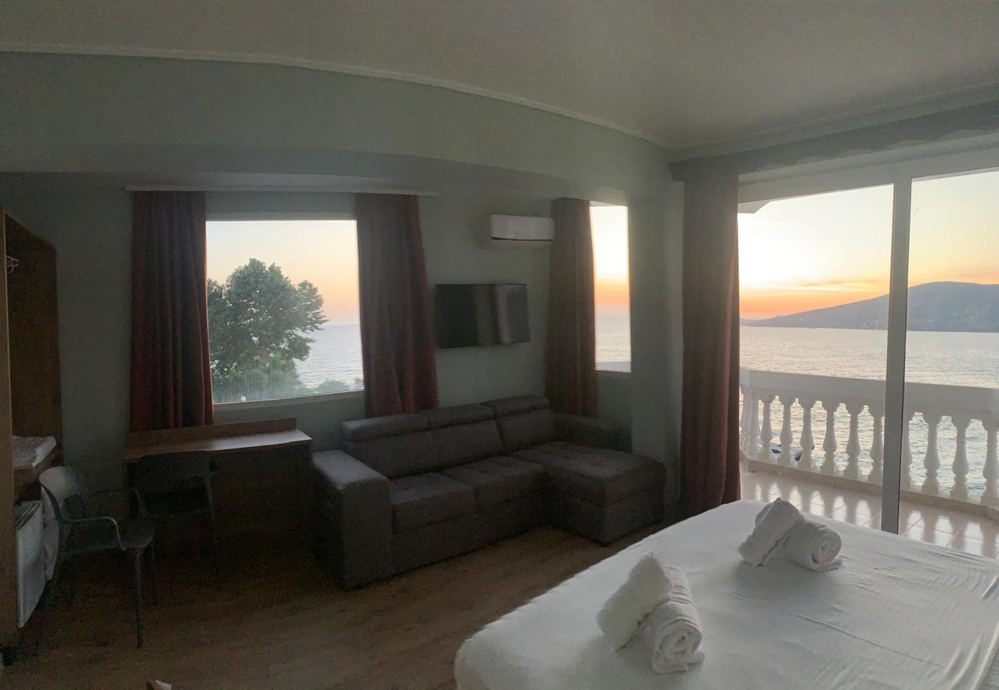 סרנדה Hotel Dodona מראה חיצוני תמונה