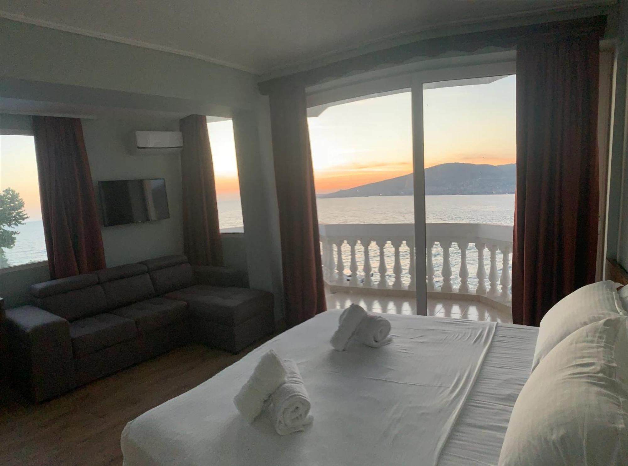 סרנדה Hotel Dodona מראה חיצוני תמונה